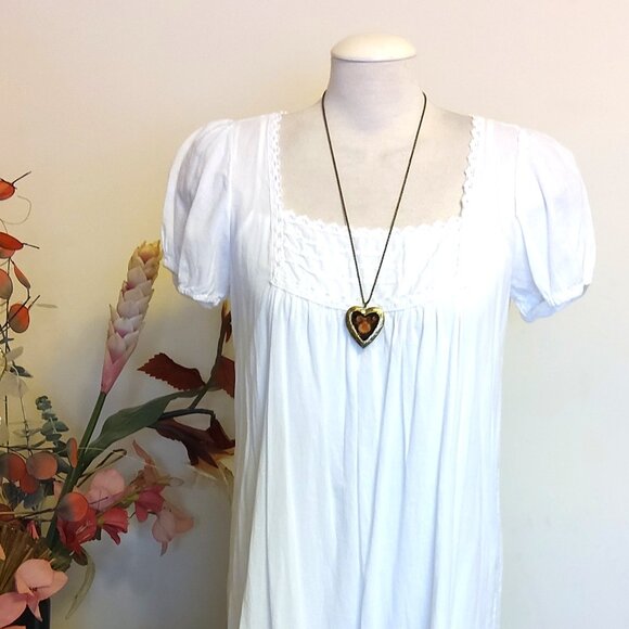 Vintage Heart Locket Love Pendant VTG Floral Brass Photo Necklace - Picture 11 of 13